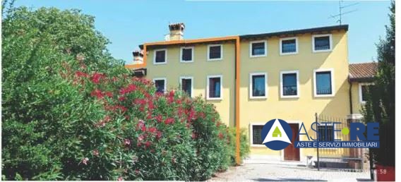 casa indipendente in vendita a Sommacampagna